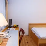 Maltezsky Kriz كارلوفي فاري