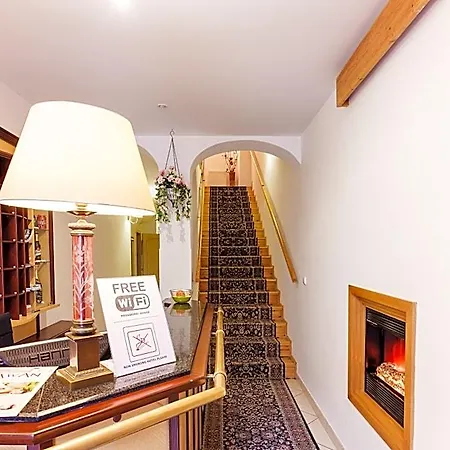 Hotel Maltezsky Kriz 3*