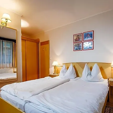 Hotel Maltezsky Kriz 3*