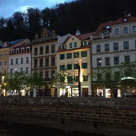 Maltezsky Kriz Szálloda 3*